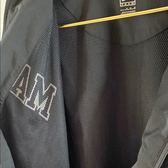 Nike Black and Red Raincoat Full Zip High Collar - Picture 14 of 16